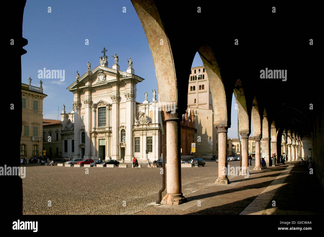 Mantui Renaissance architecture in mantua hi-res stock photography and images ...