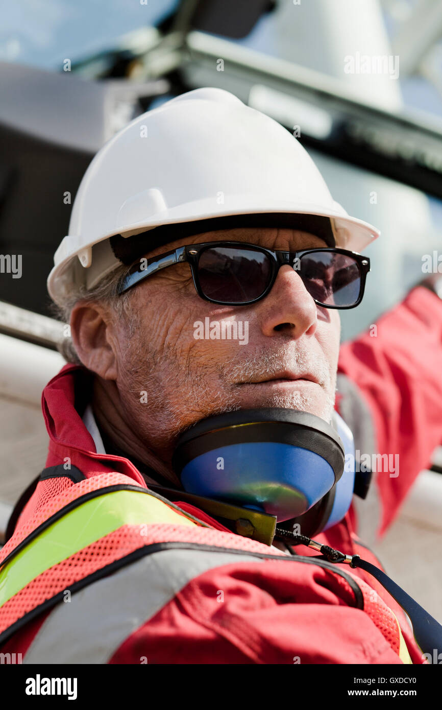 Engineer working on oil rig Stock Photo Alamy