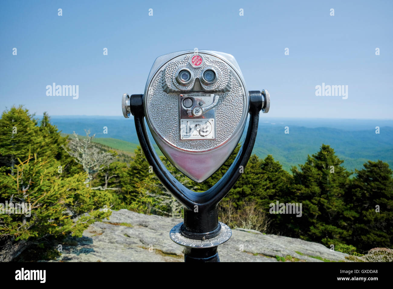 Coin operated binoculars on ridge, Blue Ridge Mountains, North Carolina, USA Stock Photo