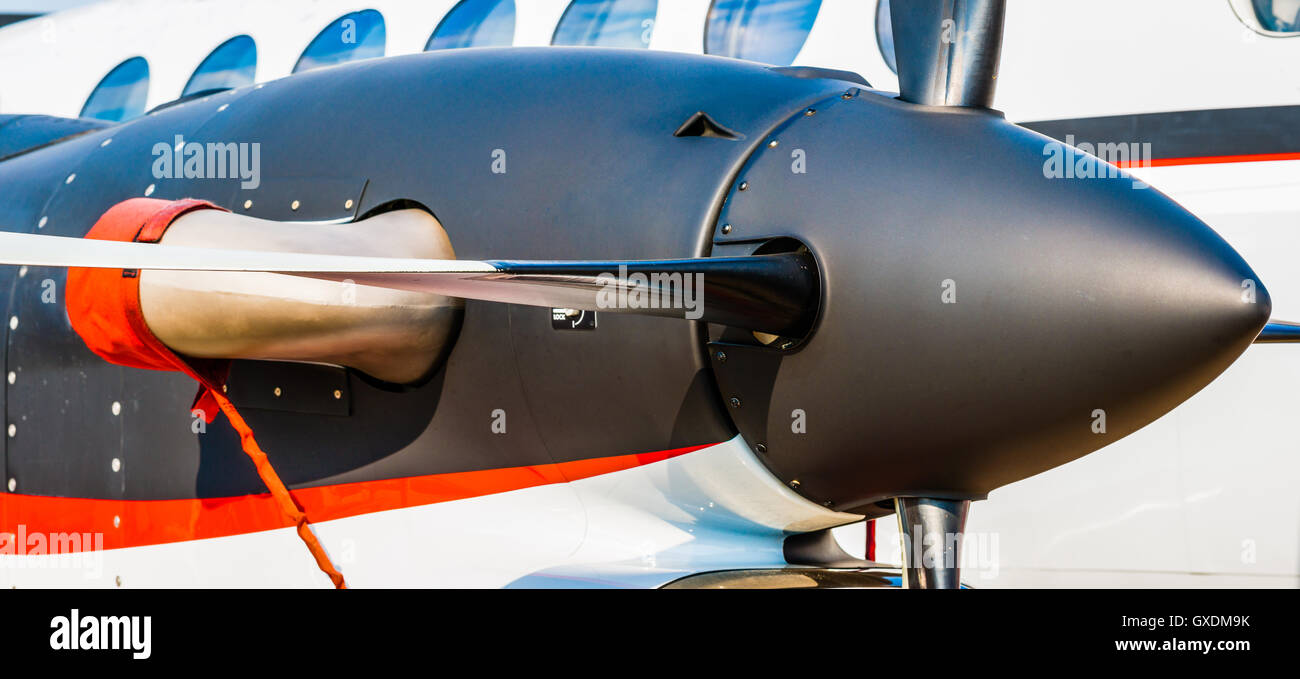 Propeller blades hires stock photography and images Alamy