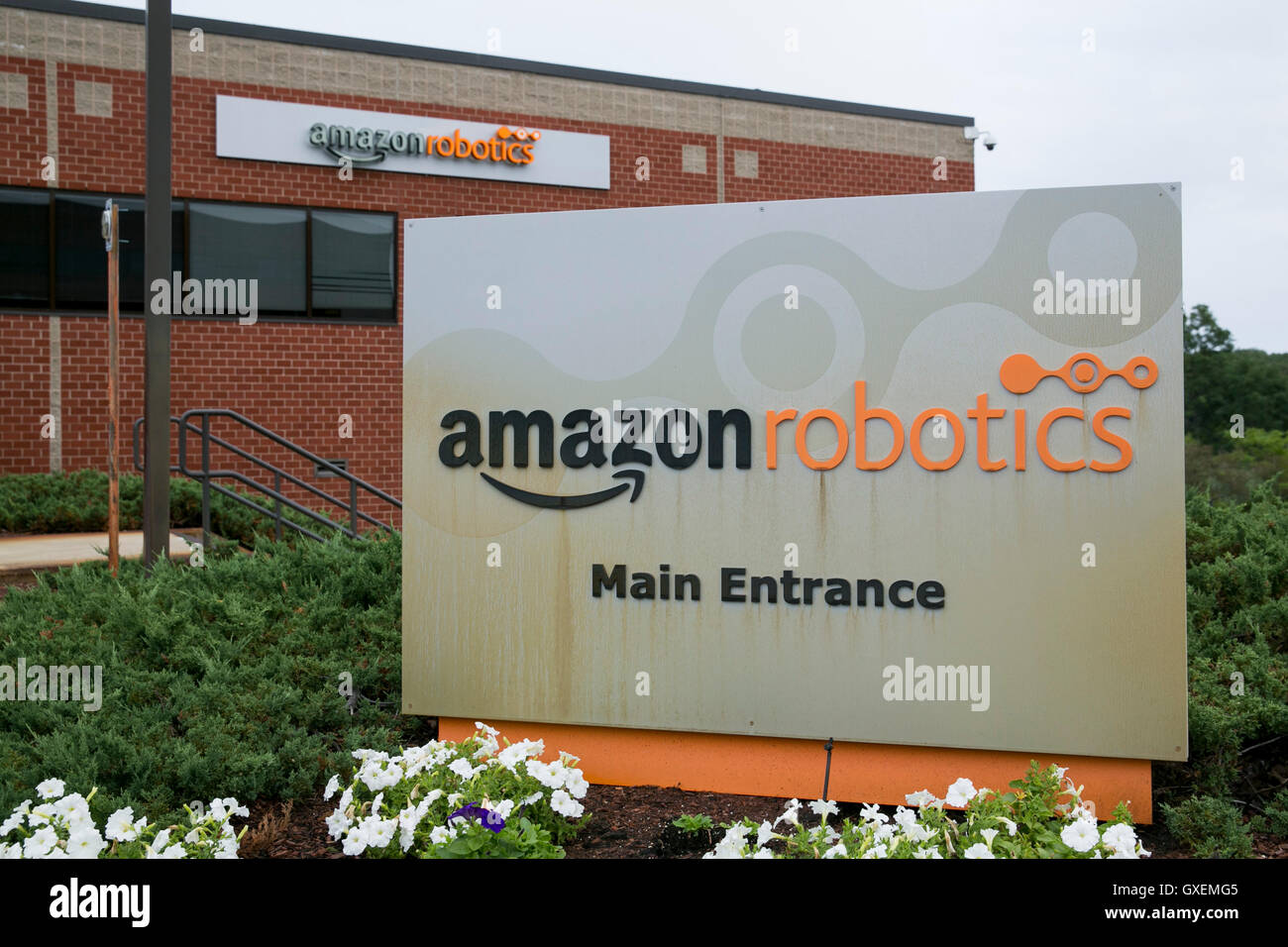 A logo sign outside of a facility occupied by Amazon Robotics in North  Reading, Massachusetts on August 13, 2016 Stock Photo - Alamy