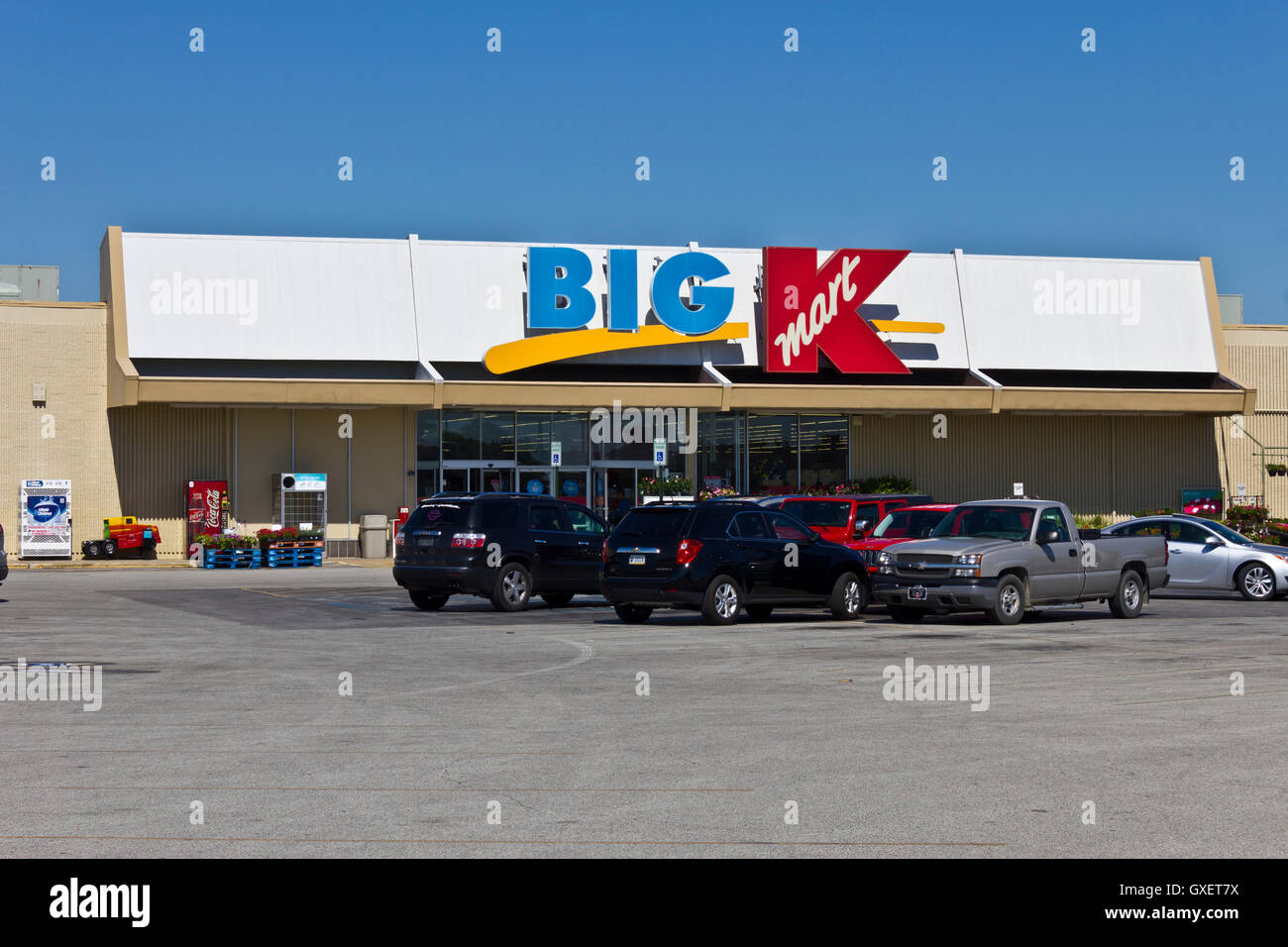 Indianapolis - Circa June 2016: Kmart Big K Retail Location. Kmart is a Subsidiary of Sears Holdings II Stock Photo
