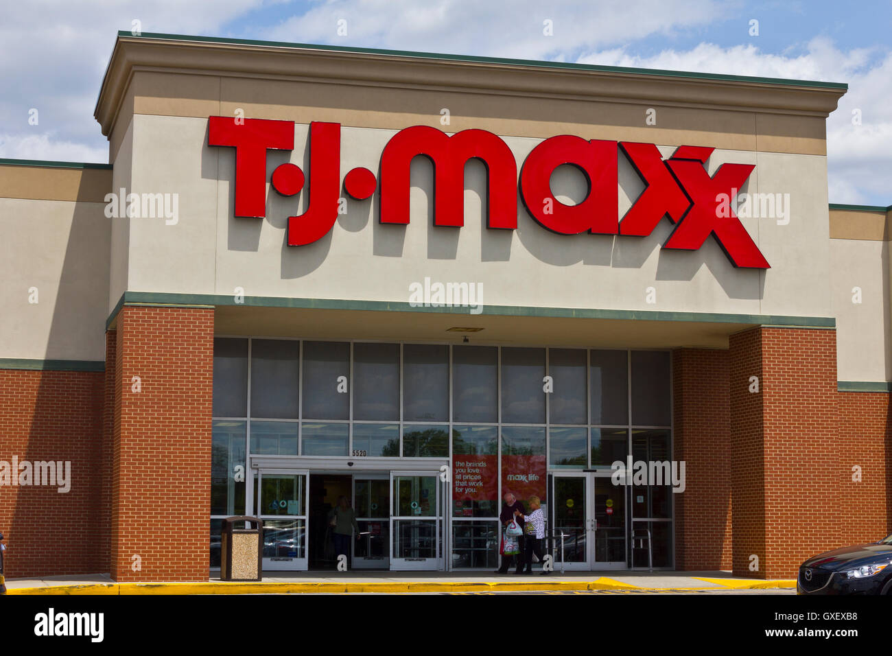 Tjx hires stock photography and images Alamy