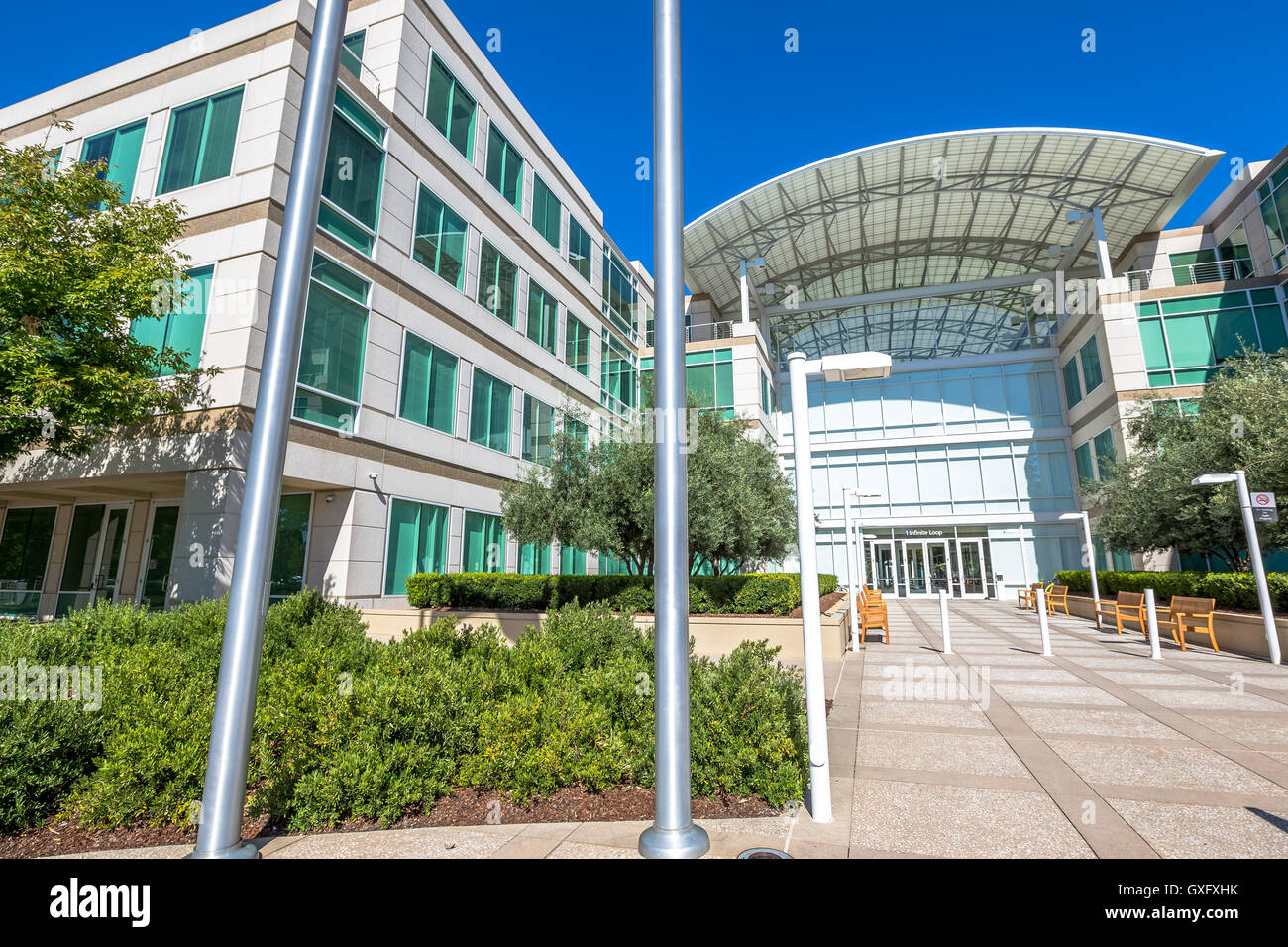 Apple headquarters cupertino hires stock photography and images Alamy