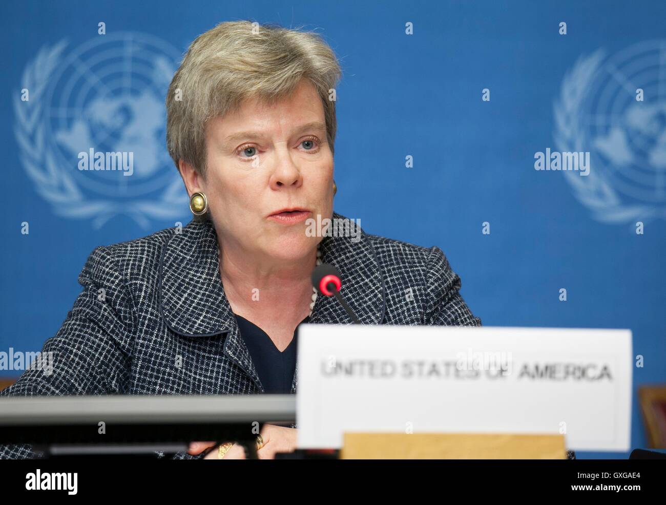 Secretary of State Arms Control and International Security representative  Rose Gottemoeller speaks at a joint press conference at the United Nations  Office April 19, 2013 in Geneva, Switzerland Stock Photo - Alamy