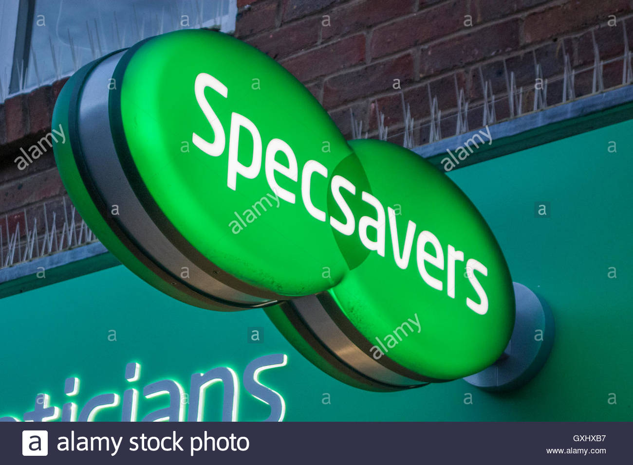 Opticians Sign High Resolution Stock Photography And Images - Alamy