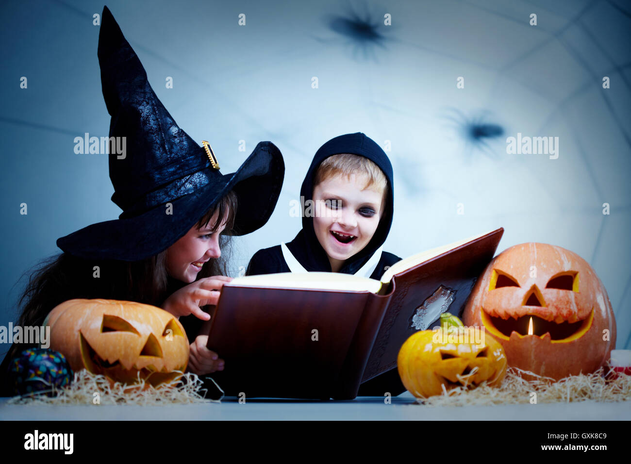 урок halloween на английском. задания на хэллоуин. хэллоуин происхождение праздника. вокабуляр на хэллоуин. вечеринка в хэллоуин книга.