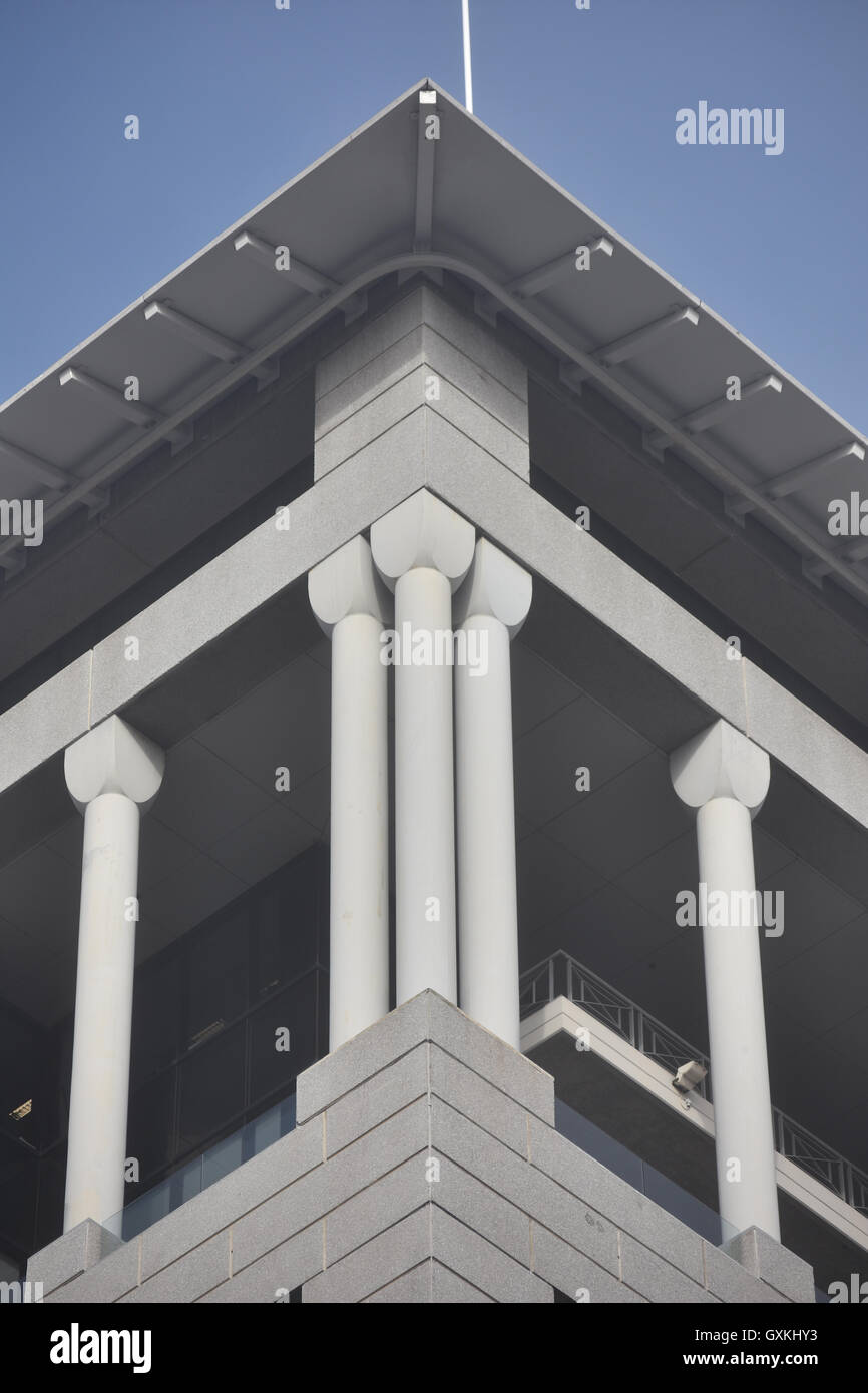 Corner pillar hires stock photography and images Alamy