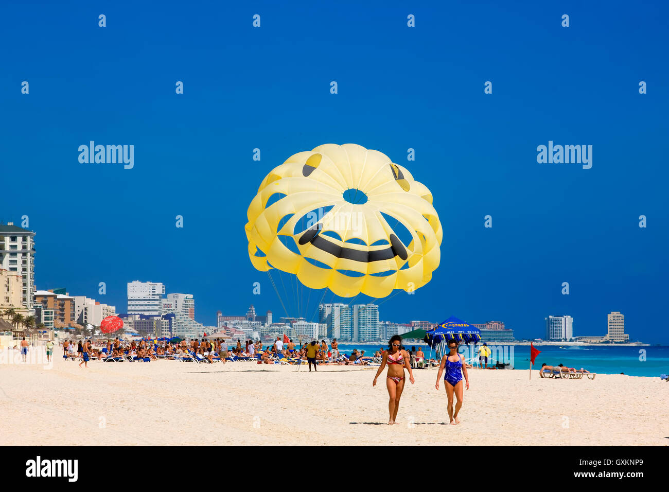Cancun Beach Mexico Women Hi res Stock Photography And Images Alamy cancun-beach-mexico-women-hi-res-stock-photography-and-images-alamy