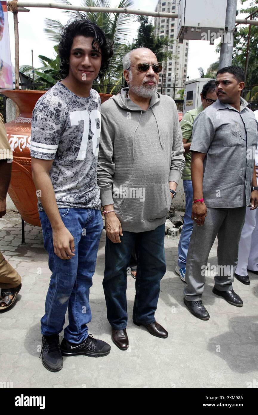 Bollywood Singer Music Composer Aadesh Shrivastava Anivesh Stock Photo Alamy