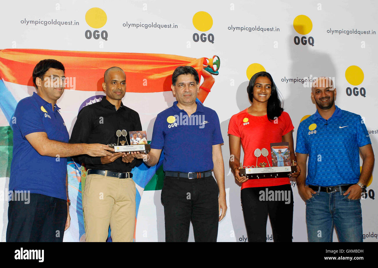 badminton player P V Sindhu P Gopichand chess Grandmaster Viswanathan Anan billiards Geet Sethi hockey Viren Rasquinha Mumbai Stock Photo