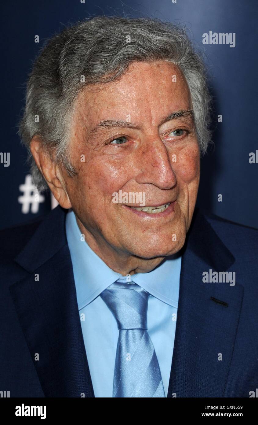 New York, NY, USA. 15th Sep, 2016. Tony Bennett at arrivals for Tony Bennett Celebrates 90: The Best Is Yet to Come Concert, Radio City Music Hall, New York, NY September 15, 2016. Credit:  Kristin Callahan/Everett Collection/Alamy Live News Stock Photo