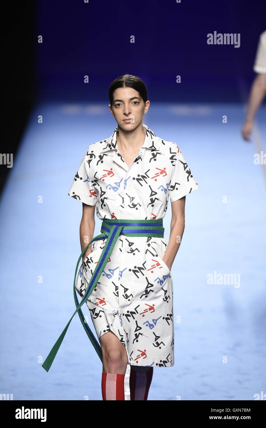 A model wears at collection runway a creation from Moises Nieto during ...