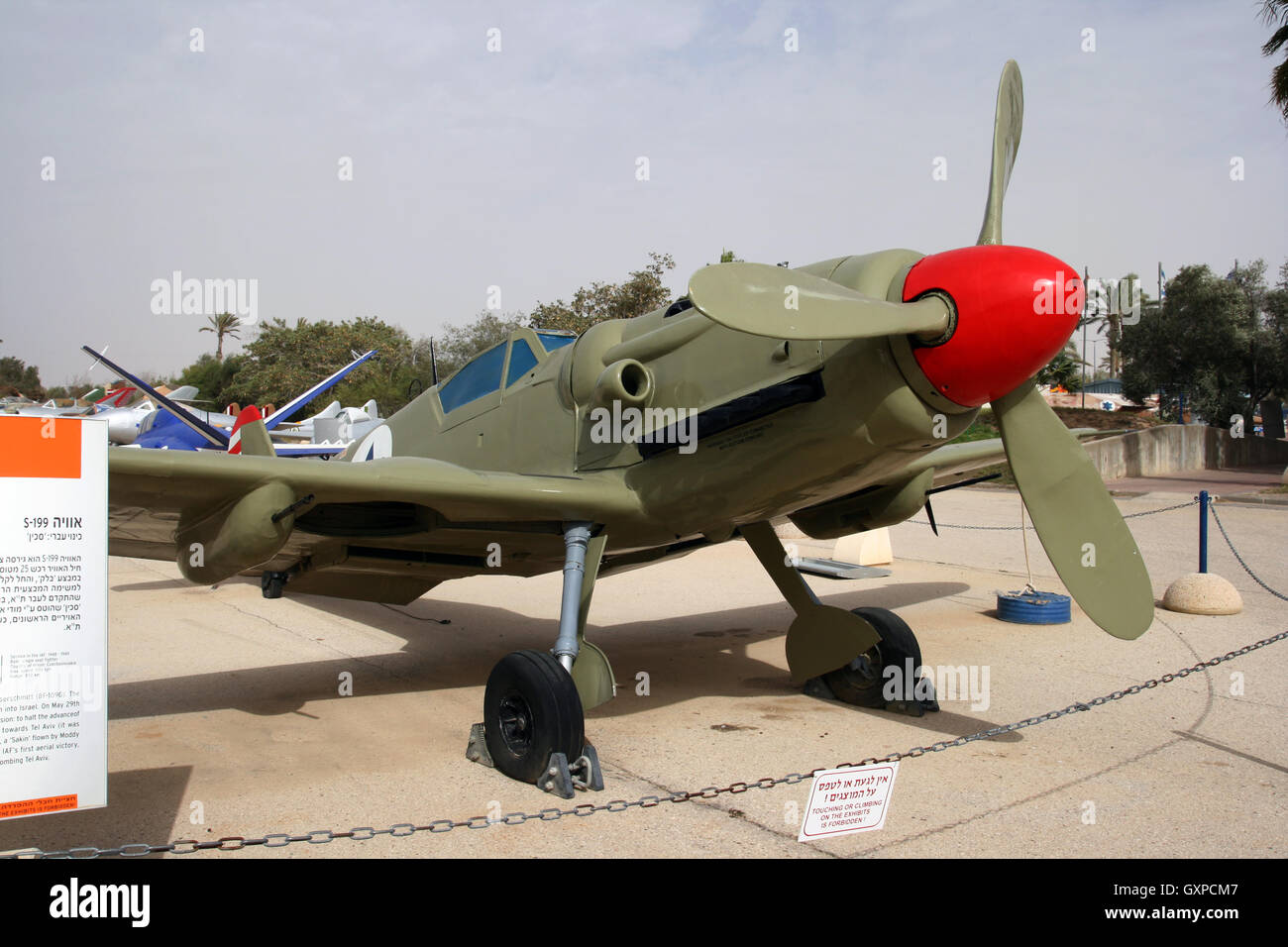Ex Israeli Air Force Messerschmitt Bf 109 on display in the Hatzerim Airforce Museum in Beersheba, Israël Stock Photo