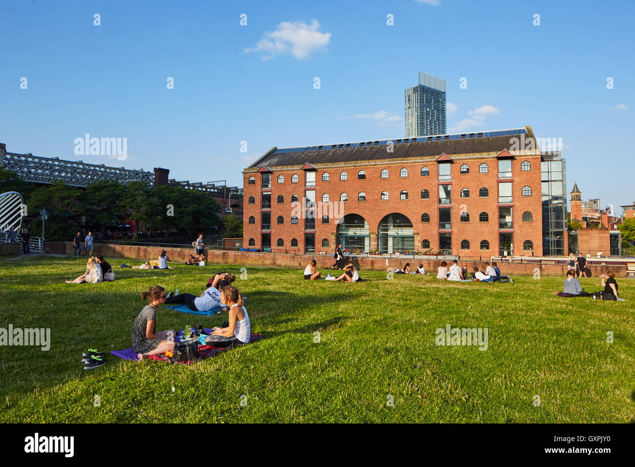 Manchester castlefield  Merchant's Warehouse    Castlefield loft style offices  urban landscape brick mill waterfront Rochdale c Stock Photo