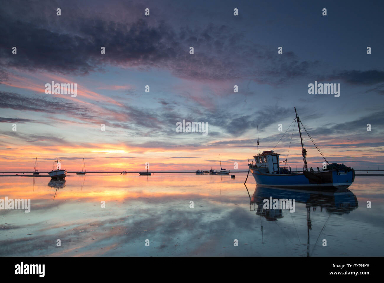Meols beach on the north coast of the Wirral Stock Photo - Alamy