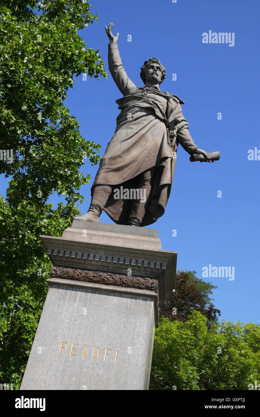 Statue of Sándor Petőfi, Hungarian revolutionary and national poet, Petőfi Square, Budapest, Hungary Stock Photo