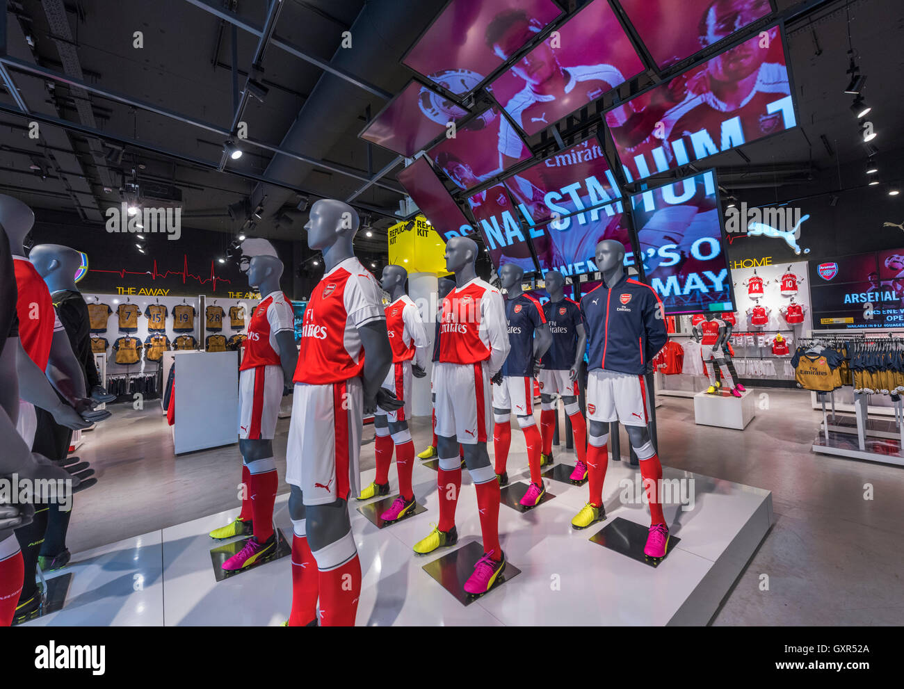 Betinget bryst vogn Emirates stadium shop hi-res stock photography and images - Alamy