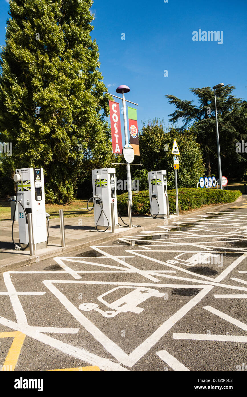 Ev charging station hires stock photography and images Alamy