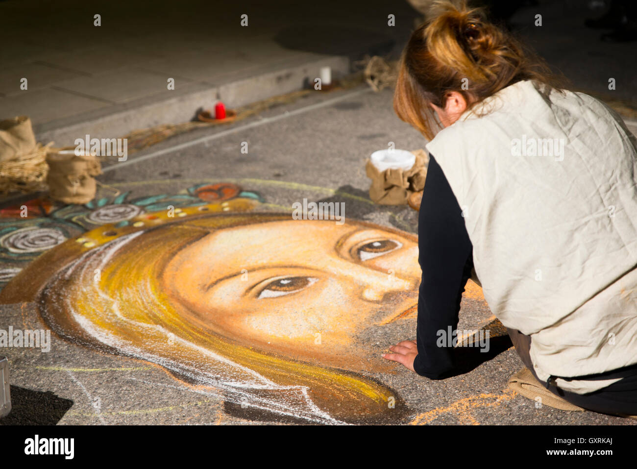 street artist who paints the face of Jesus Stock Photo Alamy