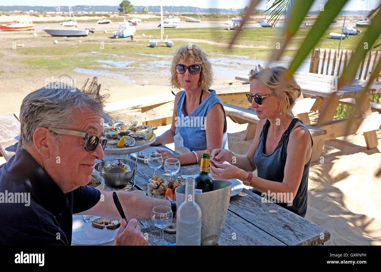 Oyster bay seafood restaurant hires stock photography and images Alamy