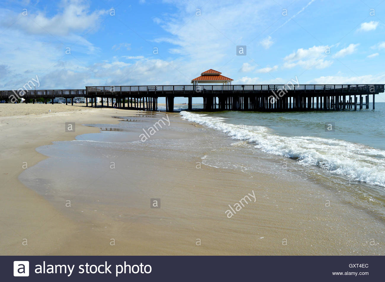Pier at Buckroe Beach in Hampton, Virginia Stock Photo 119773652 Alamy