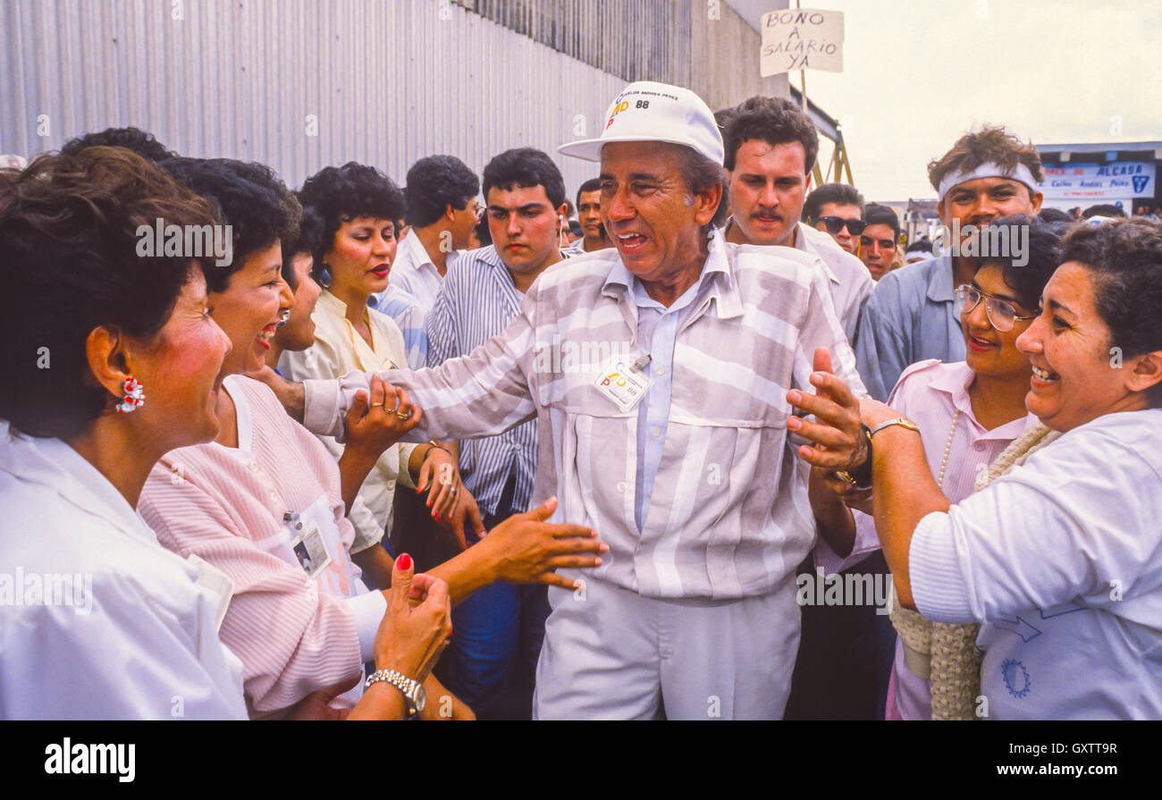 CIUDAD GUAYANA, VENEZUELA - Presidential candidate Carlos Andres Perez campaigning at Alcasa factory. October 1988 Stock Photo