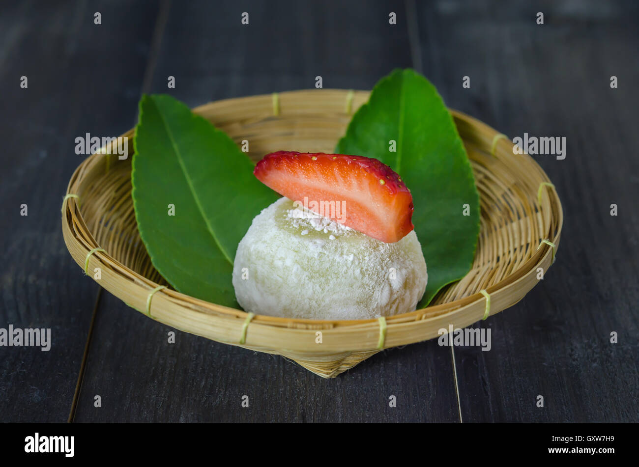 Sticky rice basket hi-res stock photography and images - Alamy