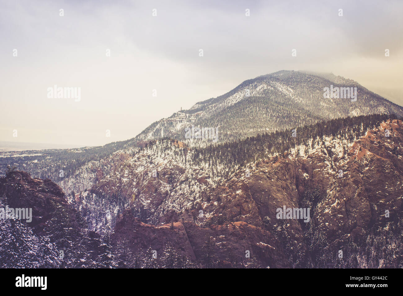 Overcast at Cheyenne Mountain Stock Photo Alamy