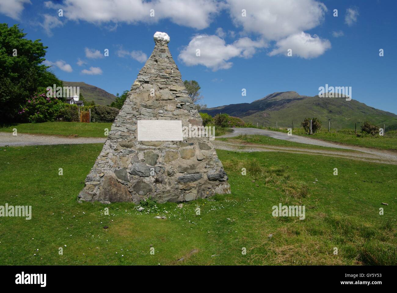 War Memorial Loch Buie Isle Of Mull Scotland Stock Photo Alamy