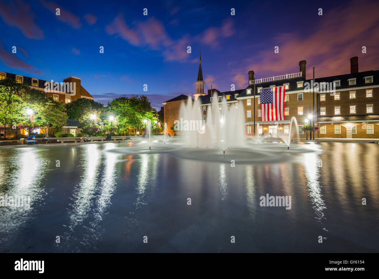 Fountains and City Hall at night, at Market Square, in Old Town