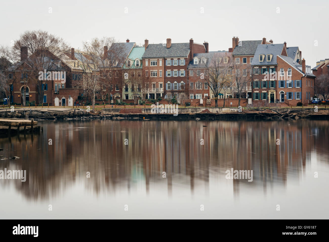 Old town waterfront alexandria hires stock photography and images Alamy