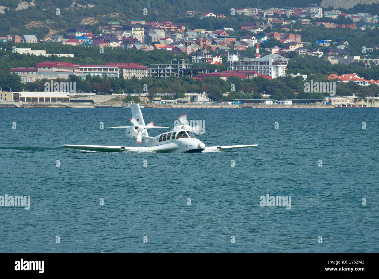 Be 103 Amphibious plane hi-res stock photography and images - Alamy