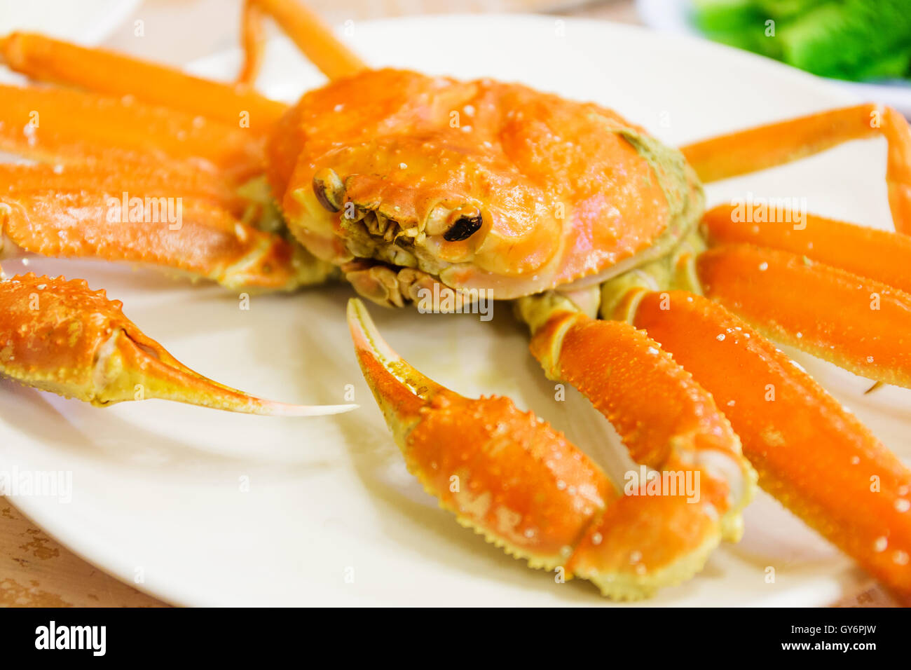 Steamed Alaska King Crab Stock Photo Alamy