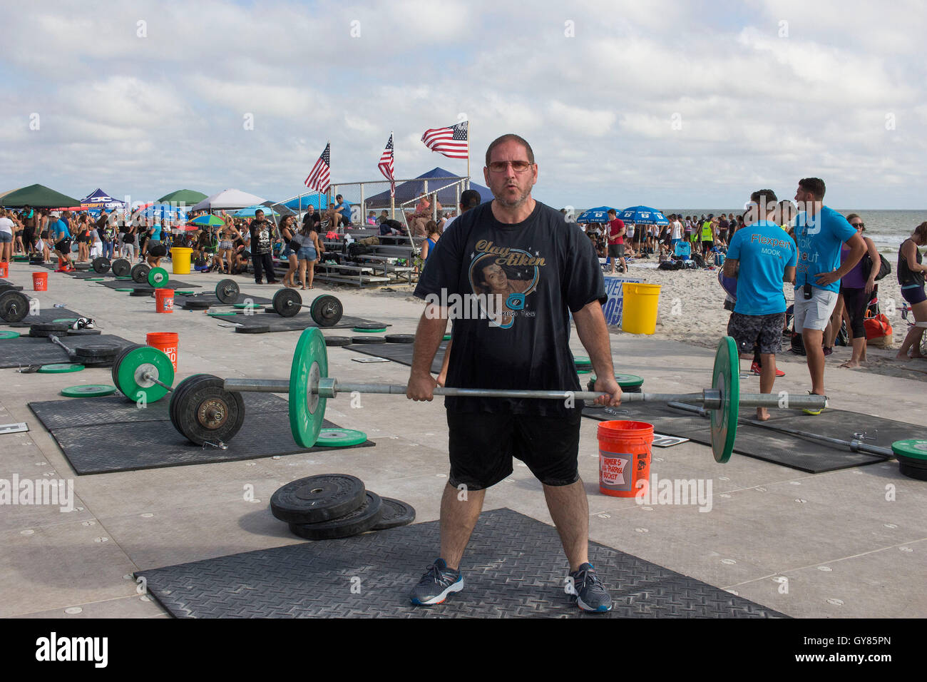 New York, New York, USA. 17th Sep, 2016. Crossfit workout competition