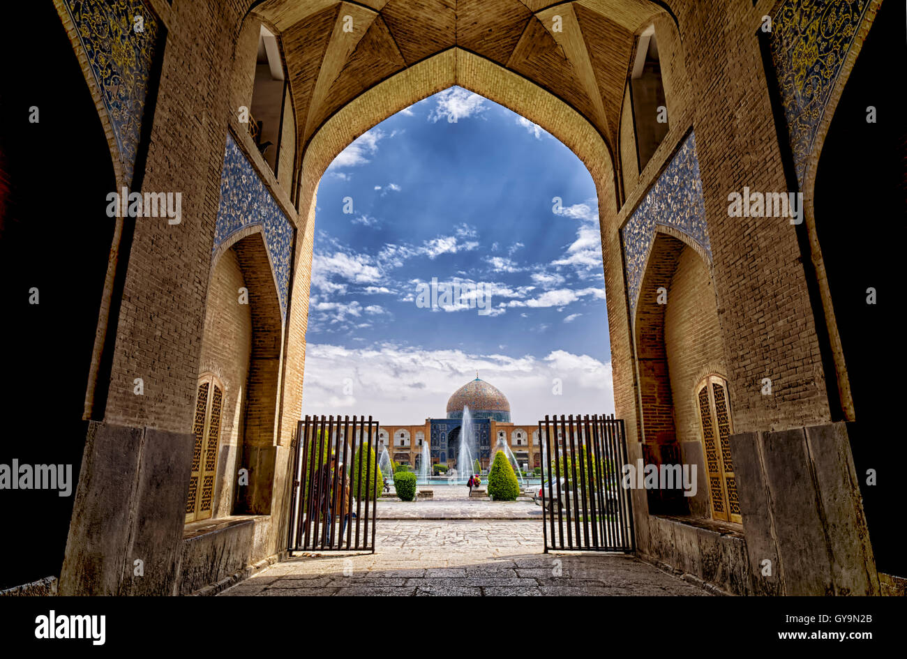 Welcome to Naqsh-e Jahan Square Stock Photo