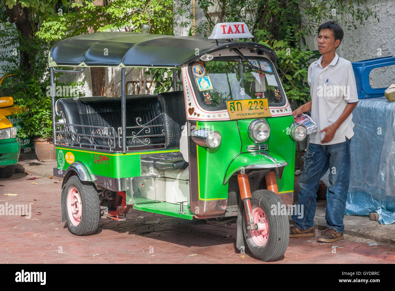 Tutul Driver Tuk tuk and driver Stock Photo - Alamy