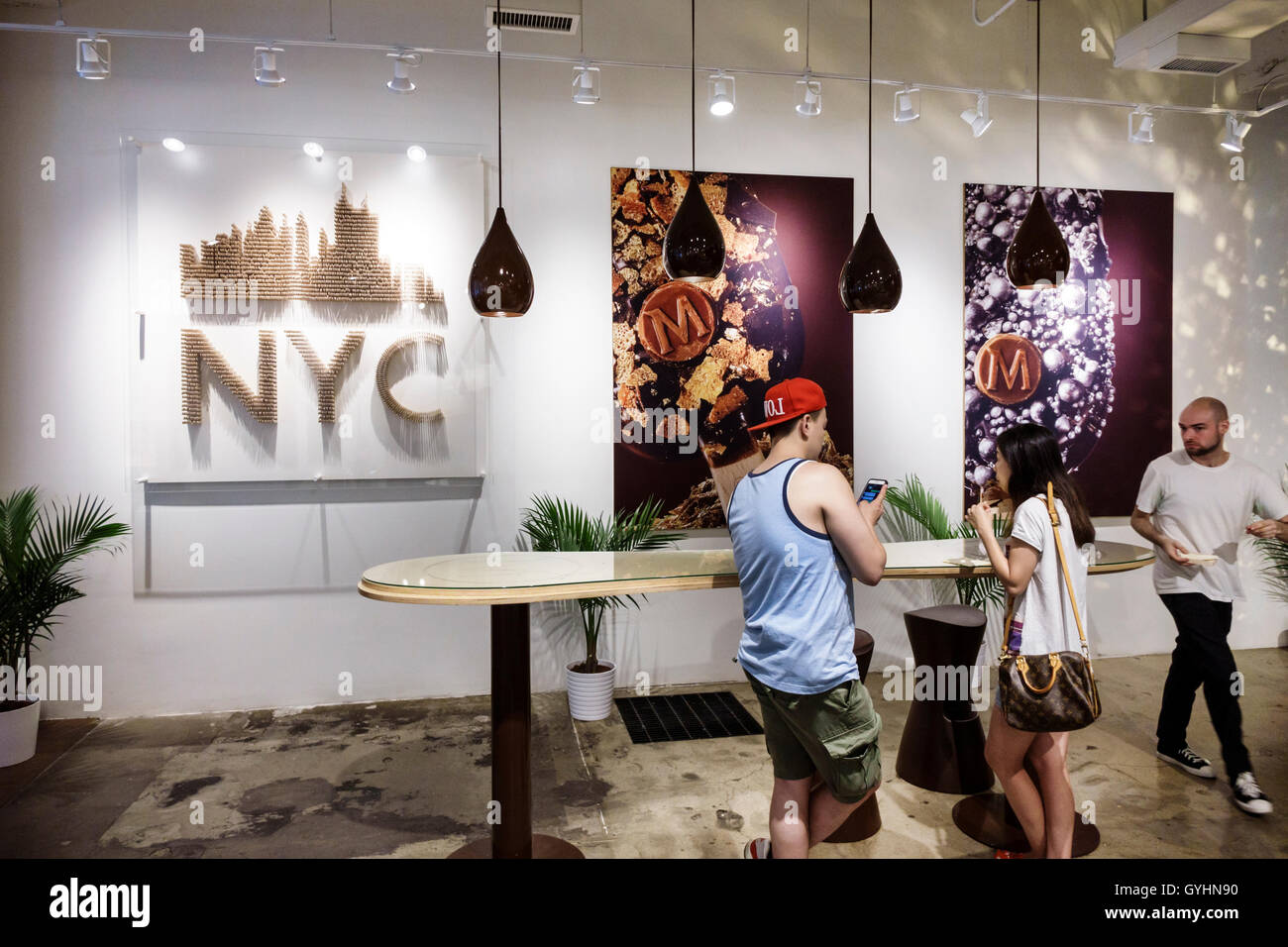 New York City,NY NYC,Lower Manhattan,SOHO,Magnum Dipping Bar,ice cream