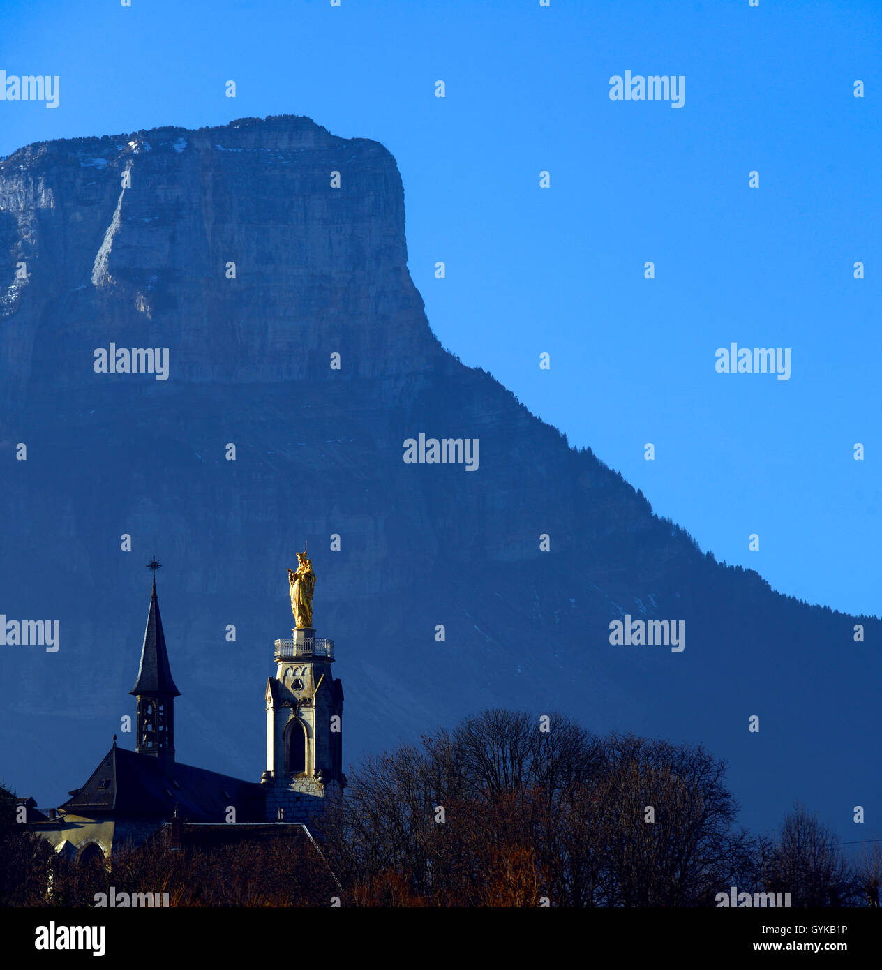 holy figure of the virgin Mary, mountain of Chartreuse in background, France, Chartreuse, Myans Stock Photo