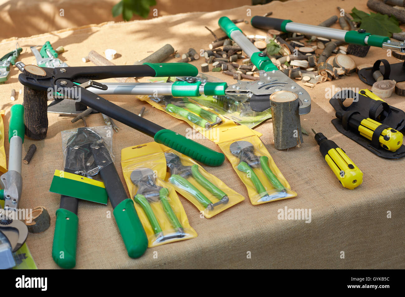 Tools Spring Sale Spring big sale hi-res stock photography and images - Alamy