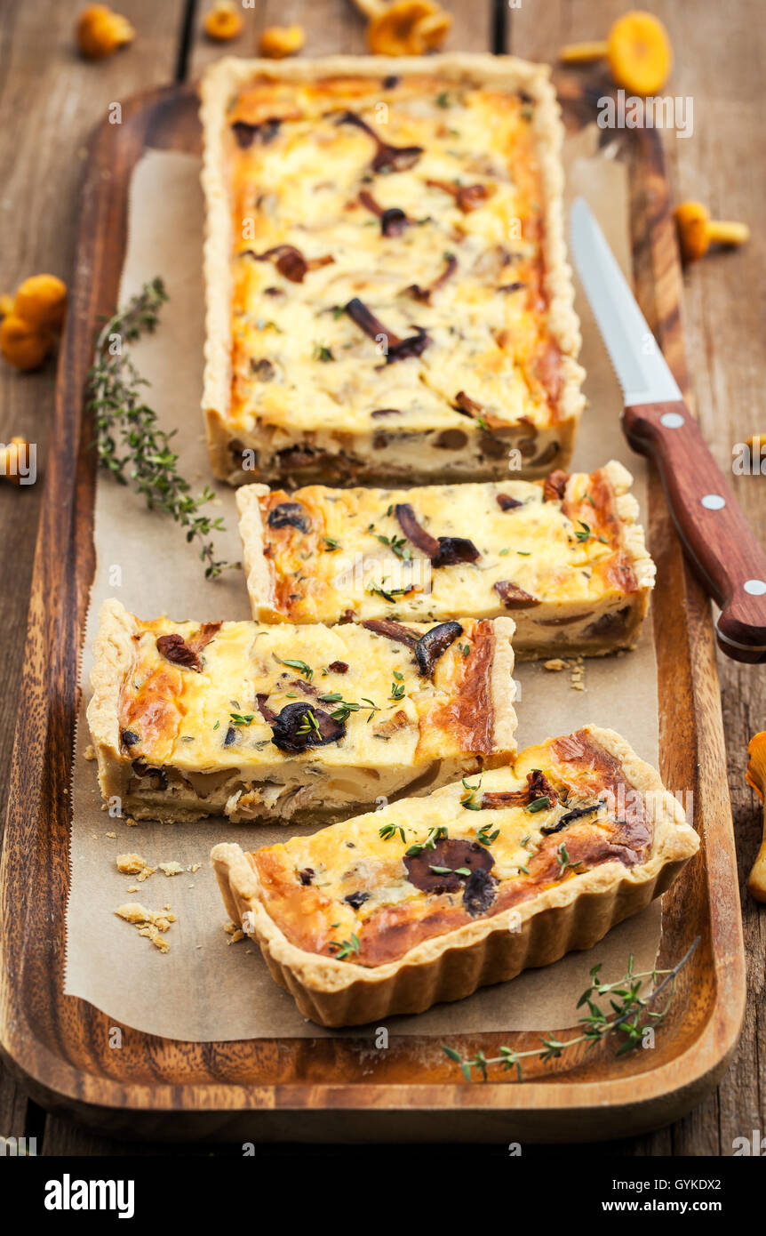 Chanterelle mushroom, cheese and thyme homemade delicious tart (quiche