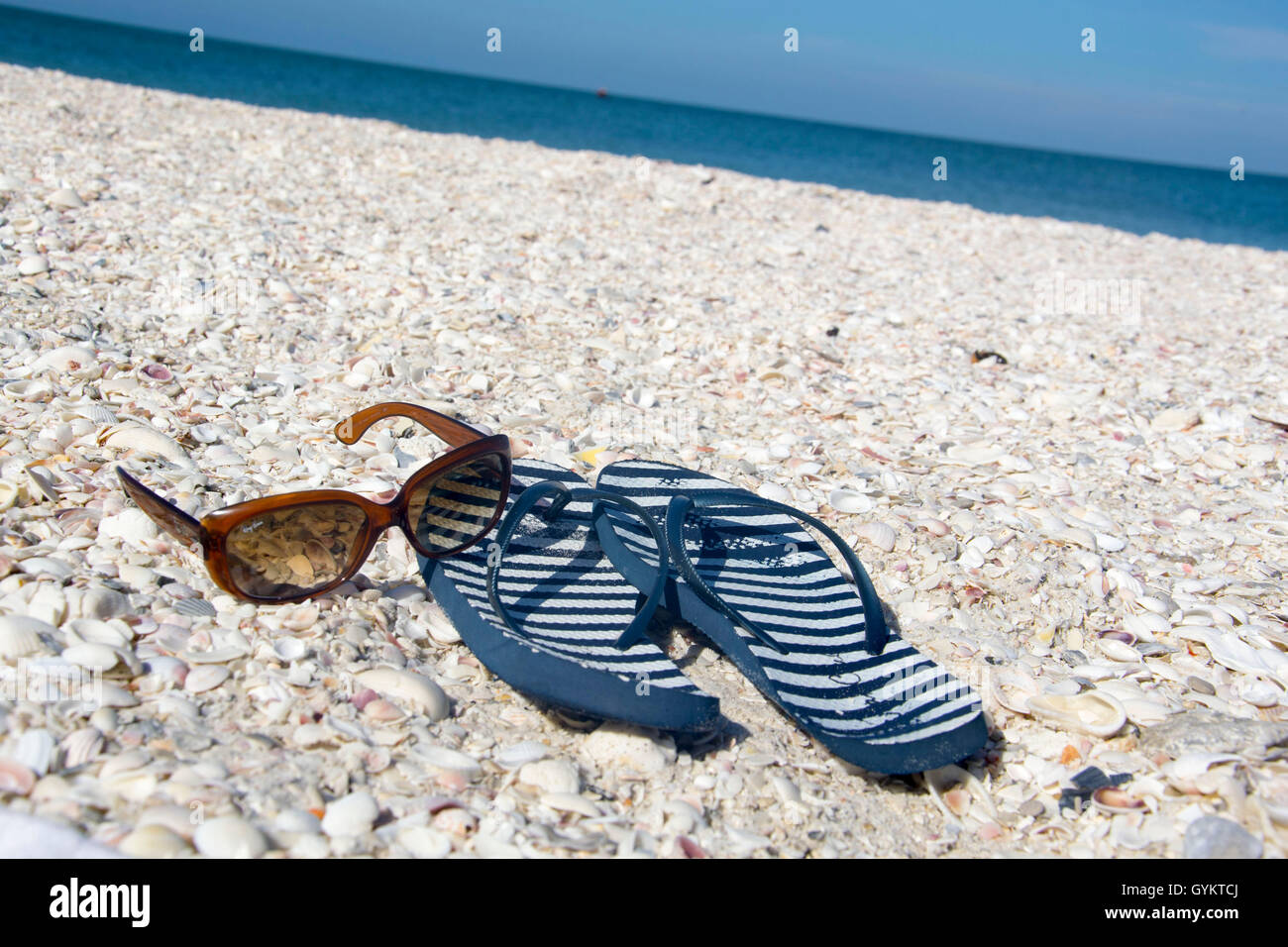 flip-flops at the beach Stock Photo - Alamy