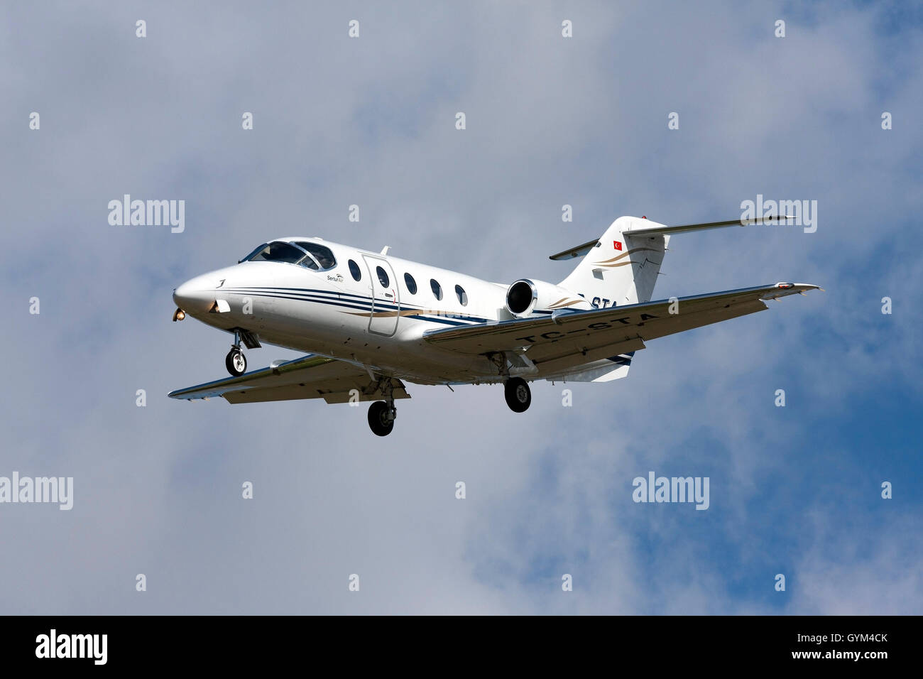 Setur Air Raytheon Hawker 400XP [TCSTA] landing runway 32 Stock Photo