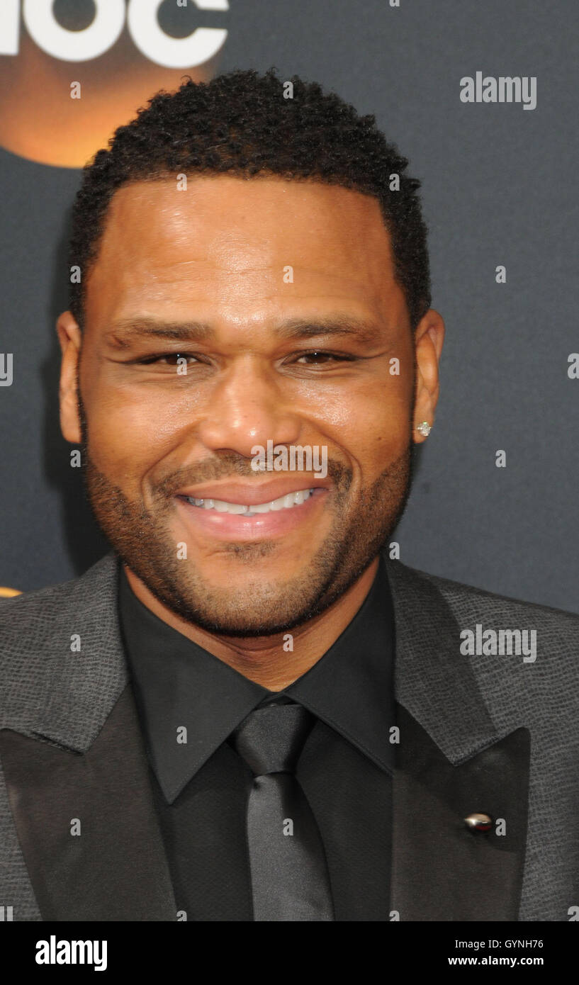 Los Angeles, California, USA. 18th Sep, 2016. September 18th 2016 - Los Angeles California USA - Actor ANTHONY ANDERSON at the 68th Prime Time Emmy Awards - Arrivals held at the Microsoft Theater, Los Angeles Credit:  Paul Fenton/ZUMA Wire/Alamy Live News Stock Photo