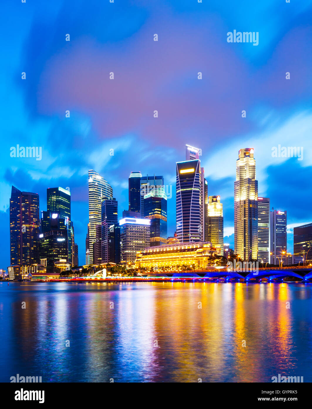 Urban cityscape in Singapore at night Stock Photo - Alamy