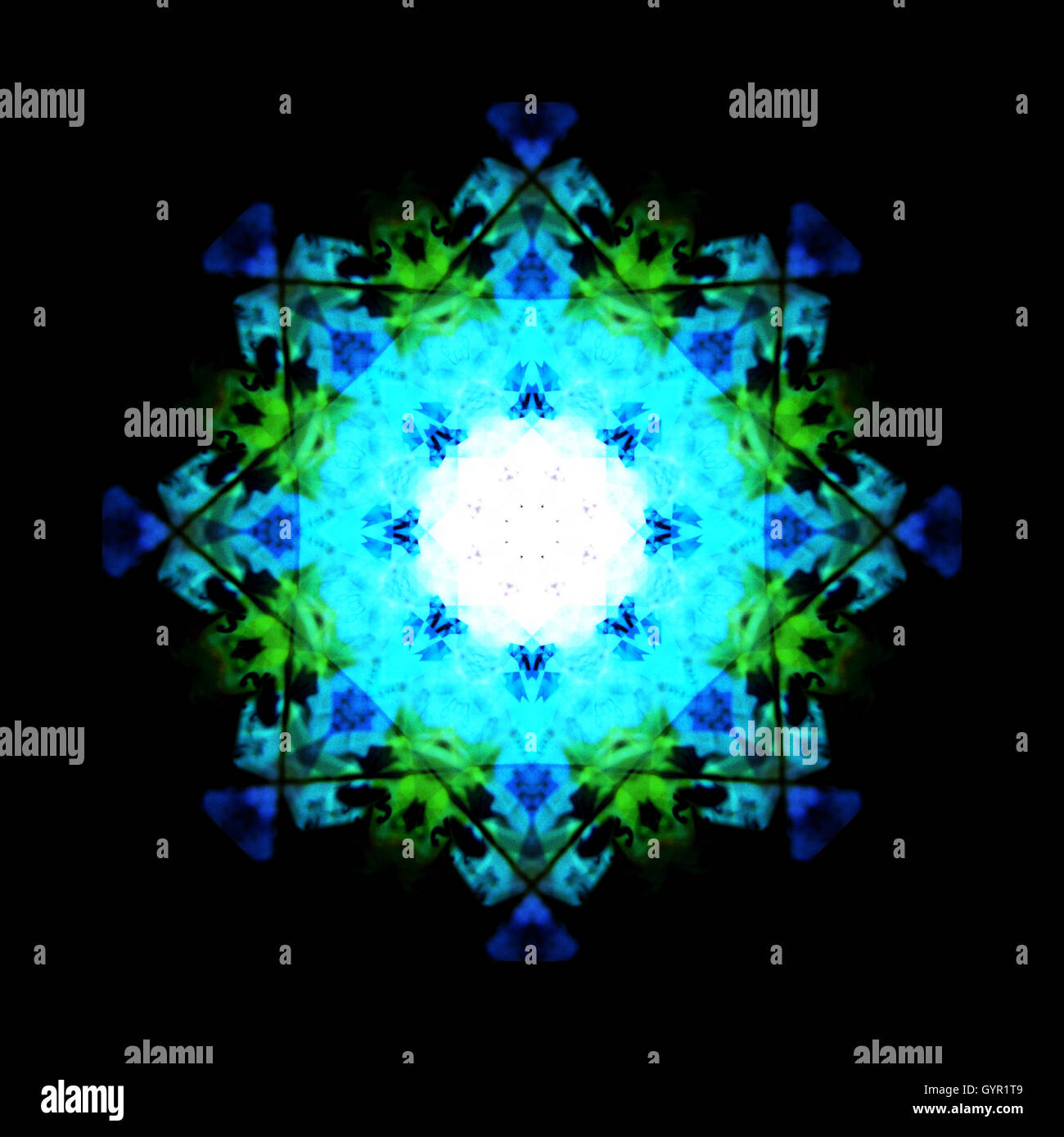 Kaleidoscope flower hi-res stock photography and images - Alamy