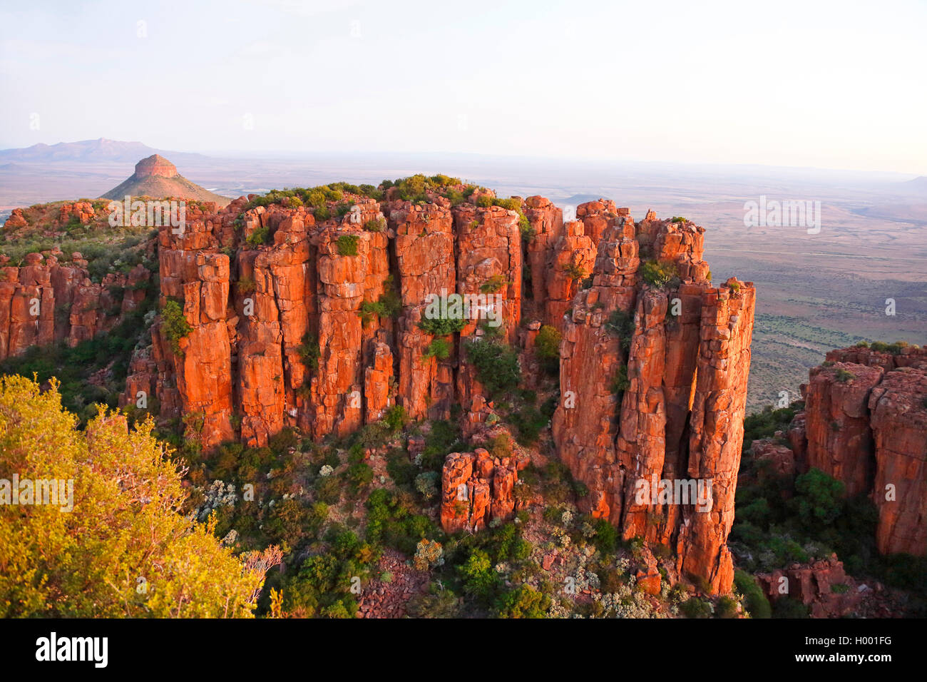 Valley of Desolation and Spandau Kop after sunset, South Africa, Eastern Cape, Camdeboo National Park, Graaff-Reinet Stock Photo