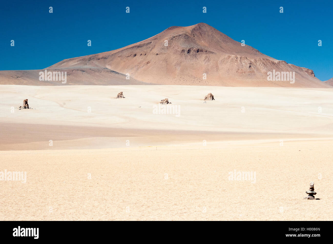 High-altitude desert in the Reserva Eduardo Avaroa, Bolivia Stock Photo