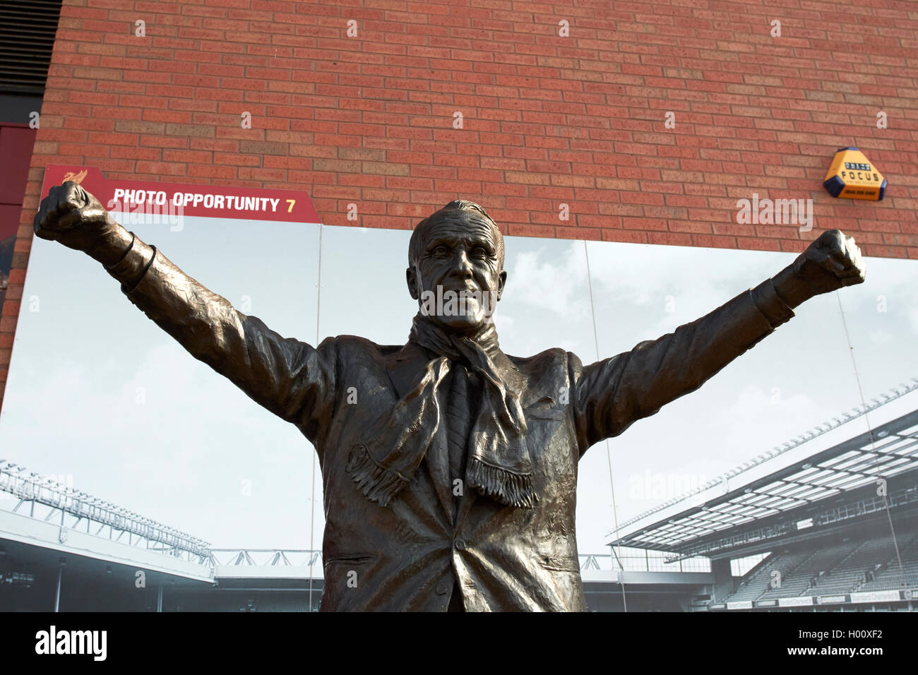 Bill Shankly statue at Liverpool FC anfield stadium Liverpool Merseyside UK Stock Photo