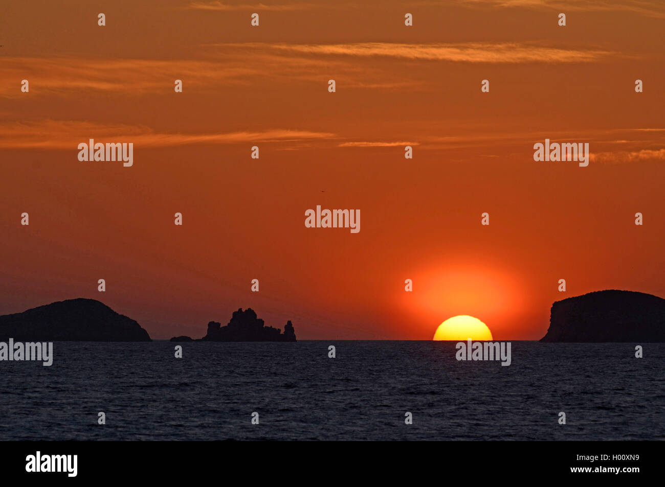 sunset at the Cala Co nta, view to Illa na Gorra, Illa es Vaixell und Illa na Bosc, Spain, Balearen, Ibiza, Cala Conta Stock Photo